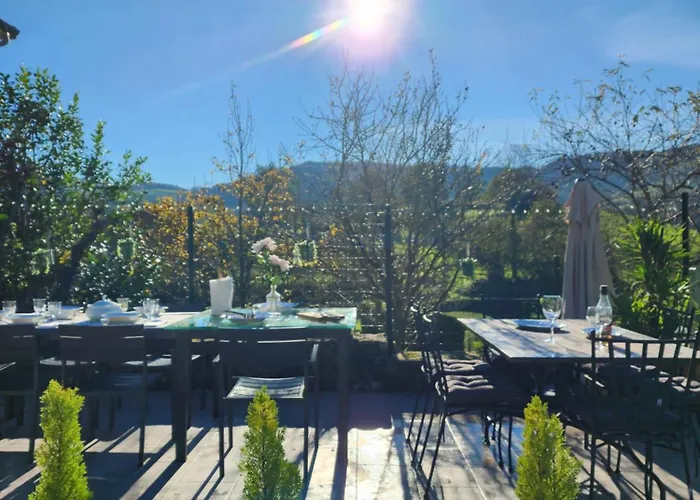 La Esmeralda * Hornedo